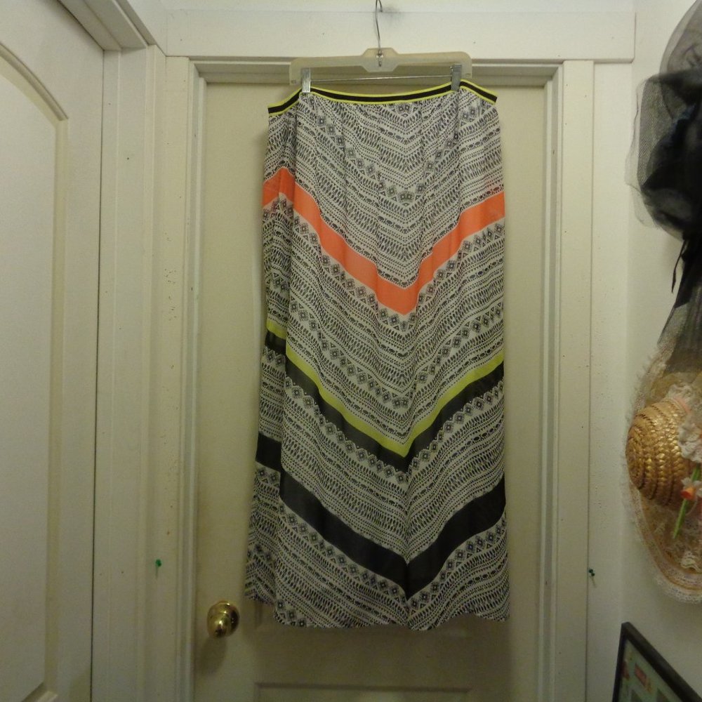 TALL BOHO CHEVRON MAXI SKIRT BY OLD NAVY X LG TG